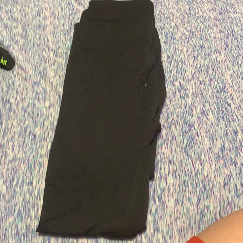 Black leggings